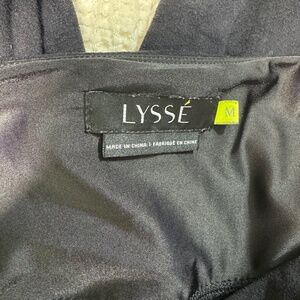 HIGH WAISTED LYSSÉ SUEDE LEGGINGS SIZE MEDIUM